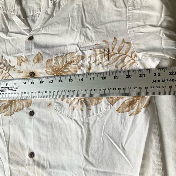 JC Hawaii  Men’s Short Sleeve Button Down Shirt size M, Floral White - Picture 3 of 7